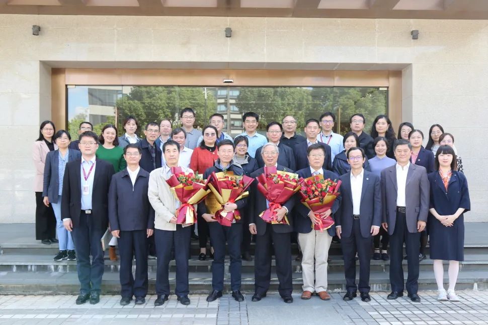 方肇勤、李其忠、王峥涛、沈雪勇四位教授受聘BEAT365英国官网终身教授